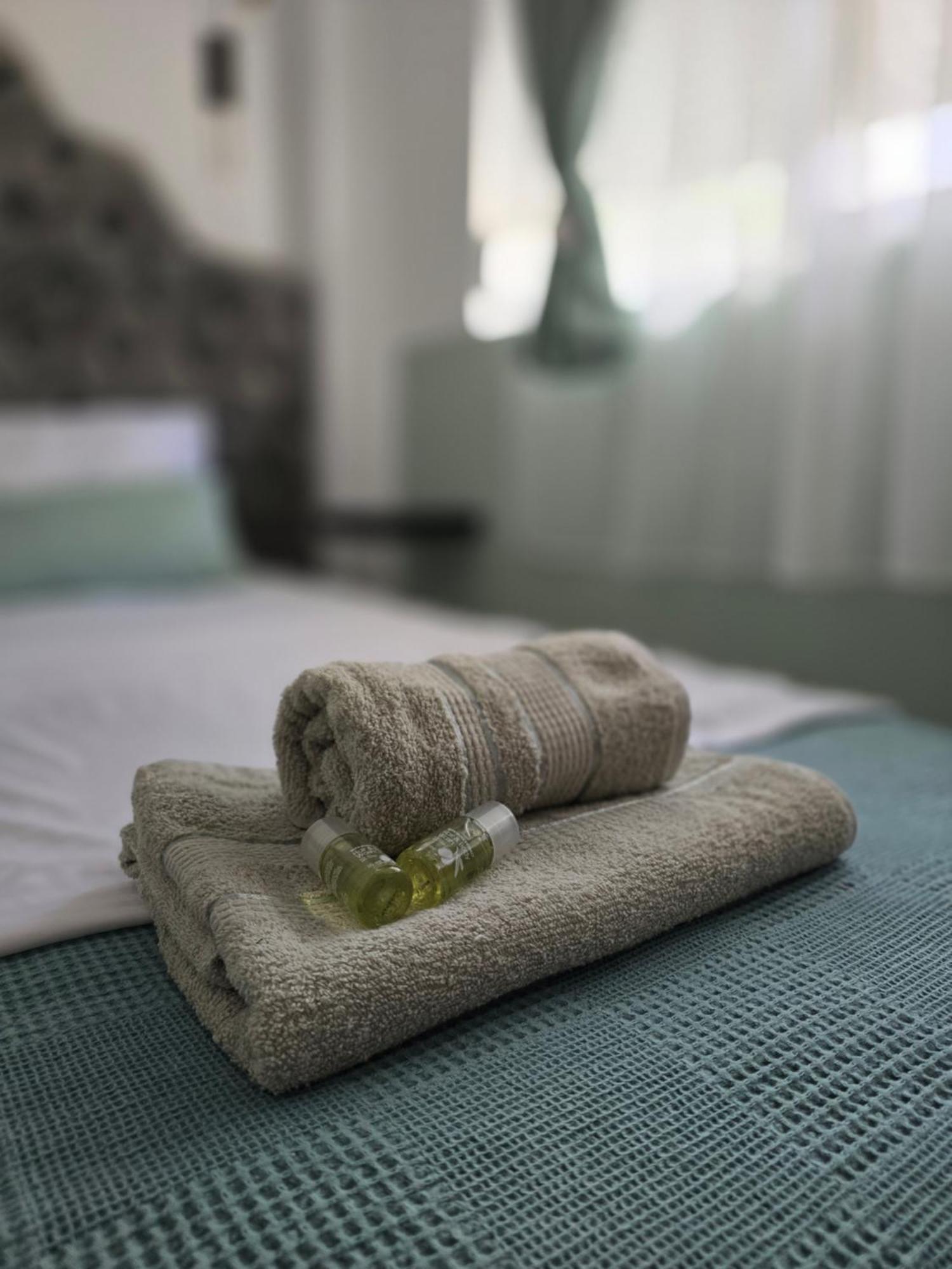 Mila Deluxe Lejlighed Peraía Eksteriør billede